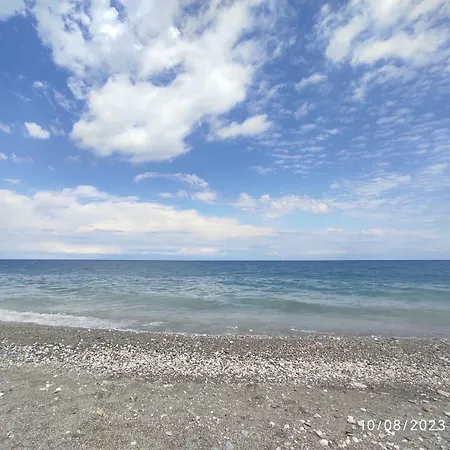 Modern Seaside Maisonette 130 M2 Oikia Litsas Paliouria Larissas Holiday home Kokkino Nero