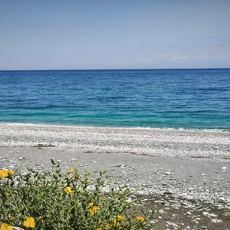 Holiday home Modern Seaside Maisonette 130 M2 Oikia Litsas Paliouria Larissas Kokkino Nero