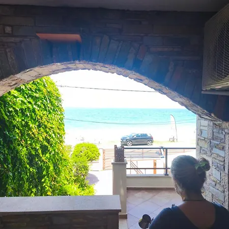 Modern Seaside Maisonette 130 M2 Oikia Litsas Paliouria Larissas *