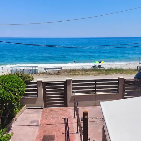 Holiday home Modern Seaside Maisonette 130 M2 Oikia Litsas Paliouria Larissas