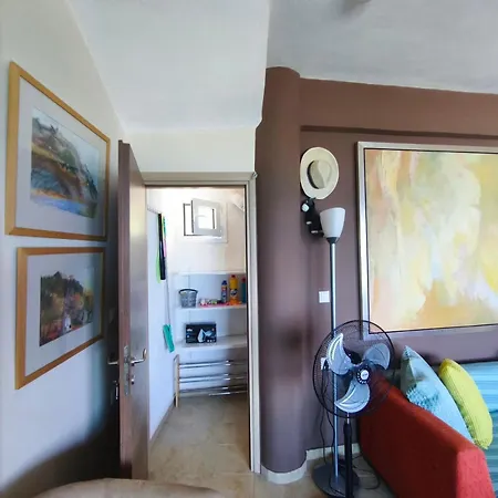 Modern Seaside Maisonette 130 M2 Oikia Litsas Paliouria Larissas Kokkino Nero