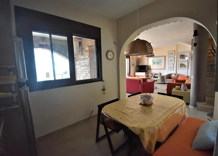 Holiday home Modern Seaside Maisonette 130 M2 Oikia Litsas Paliouria Larissas