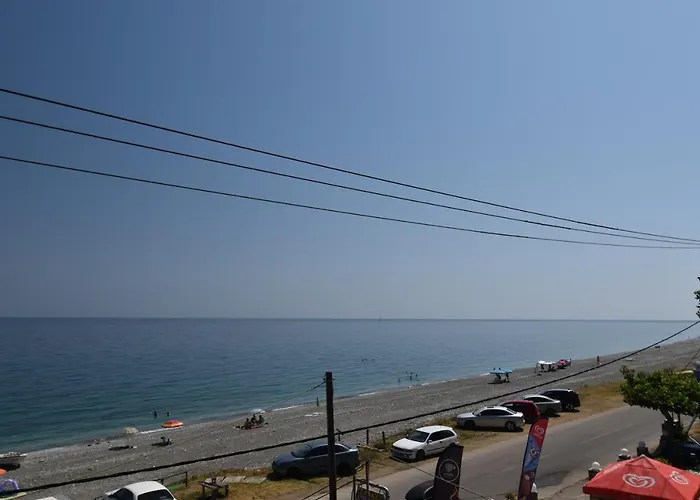 Modern Seaside Maisonette 130 M2 Oikia Litsas Paliouria Larissas *